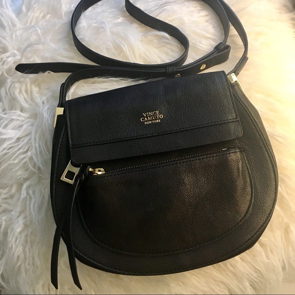 • VINCE CAMUTO PEBBLED LEATHER CROSSBODY •